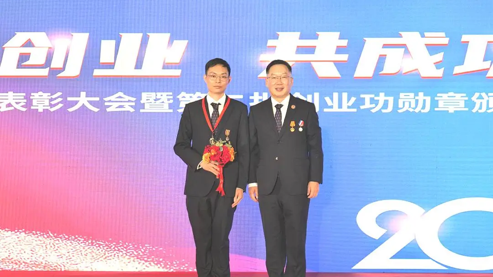 强劲成长 再创佳绩｜同创普润各基地举办年度表彰暨新年晚会