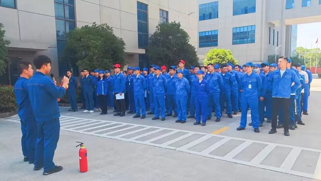 同创普润上海基地举行消防安全演练